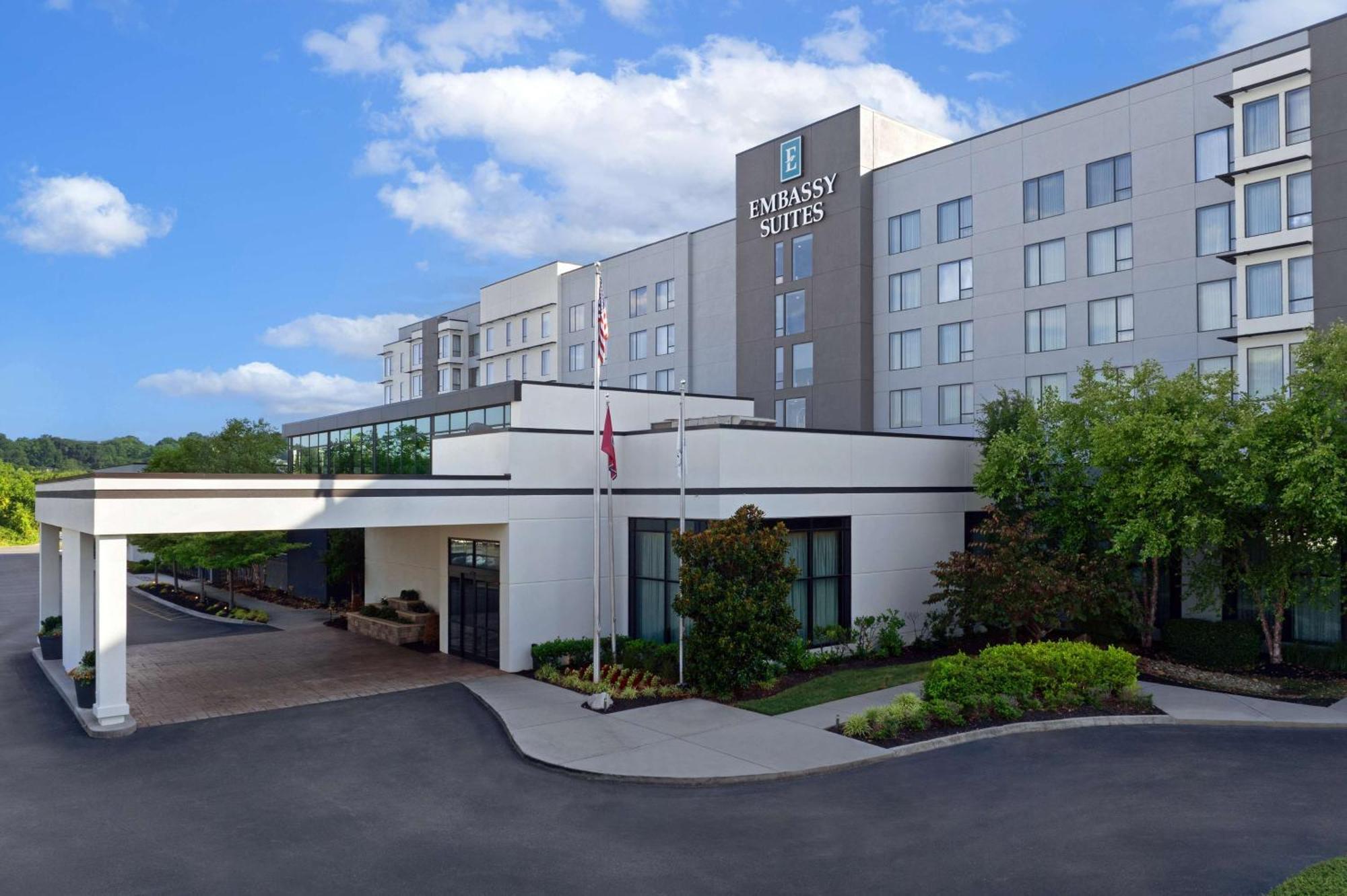 Embassy Suites By Hilton Knoxville West Exterior photo